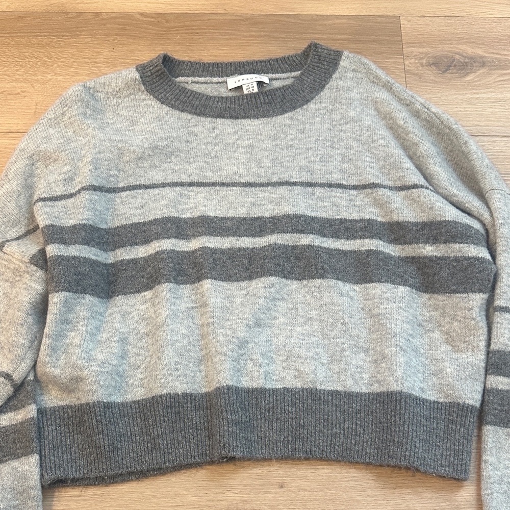 Tops hip Heather gray striped sweater